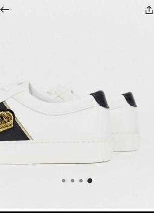 Фарбівки, білі кросівки з вишивкою на короні asos design4 фото
