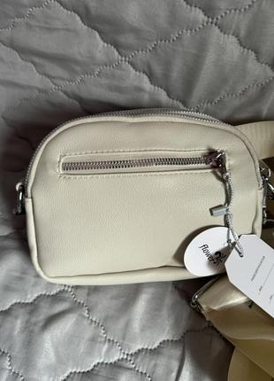 Світла якісна сумочка 3