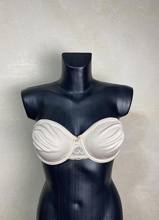 Ліф з м’якою чашкою