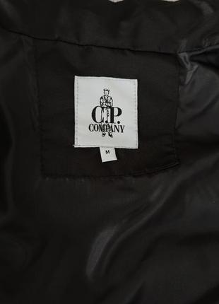 Качественная мужская жилетка c.p. company6 фото