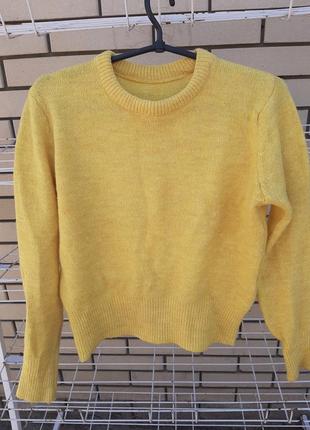 Джемпер женский акриловый,размер л.