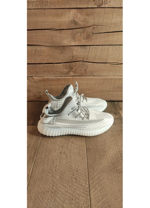 Кроссовки 39р изи буст под бренд кросівки adidas yeezy boost крос