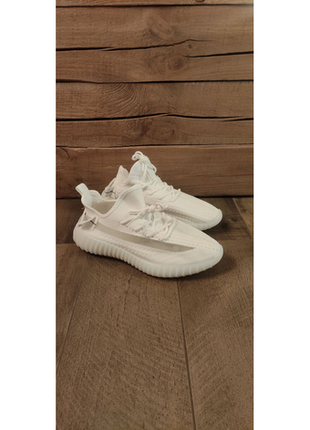 Кросівки 39р ізі буст під бренд кросівки adidas yeezy boost крос