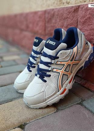 Кроссовки asics