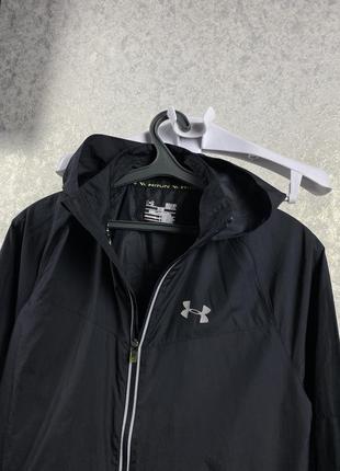 Мужская черная беговая куртка/ветровка under armour storm anchor jacket s/m4 фото