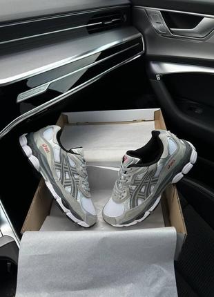Чоловічі замшеві сітка кросівки asics gel-nyc gray white silver, чоловічі кеди асикс сірі. чоловіче взуття10 фото