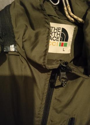 Вітровка the north face