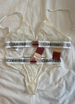 Новое белье от calvin klein1 фото