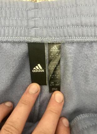 Продам спортивні штани adidas розміру xl | hb29652 фото