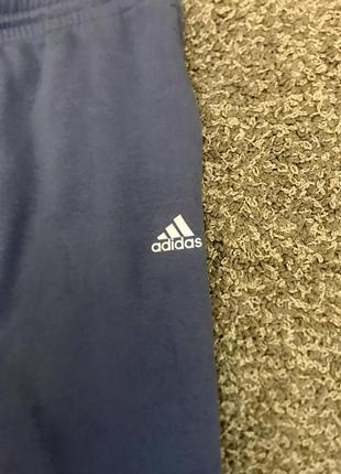 Продам спортивні штани adidas розміру xl | hb29653 фото