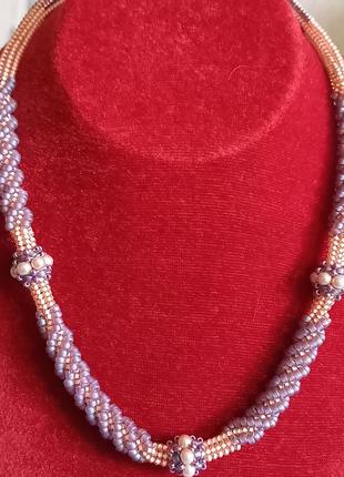 Ожерелье из бисера ручного плетения3 фото