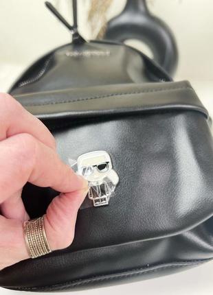 Кожаный рюкзак женский karl lagerfeld k/ikonik metal pin backpack оригинал5 фото