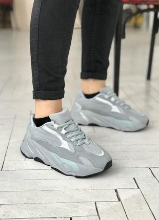 Женские кроссовки adidas yeezy boost 700 v28 фото