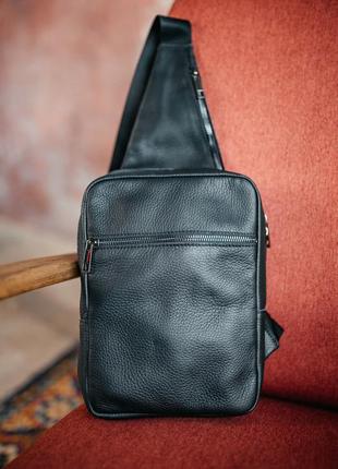 Мужской черный слинг, сумка на грудь из натуральной кожи, кожаная вместительная черная сумка9 фото