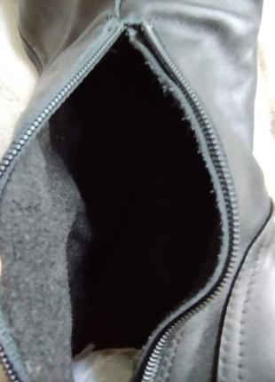 Высокие кожаные сапожки