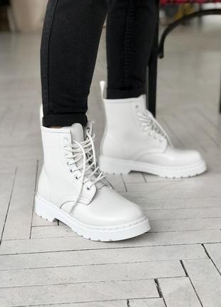 Женские ботинки dr.martens 1460 white