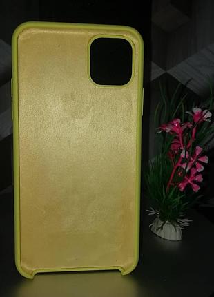 Силиконовый чехол для iphone 11 pro max желтый 2