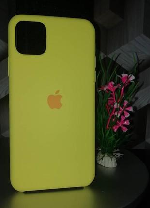 Силиконовый чехол для iphone 11 pro max желтый1 фото
