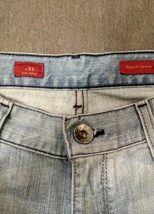 Жіночі модні блакитні джинси з потертостями denim сша, нові, розмір 31w4 фото