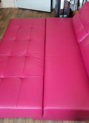Новий диван єврокнижка в кожзаме.2 фото