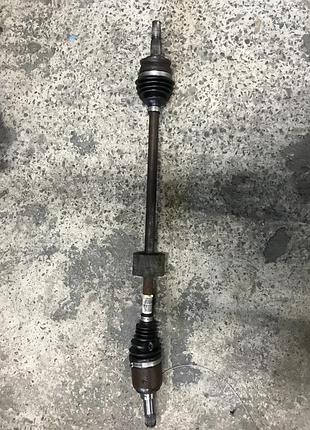 Полуось правая fiat doblo 1.4 16v nuovo 51863899  51933671 opel combo d
