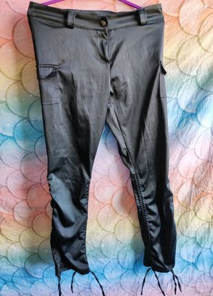 Атласні капрі на затяжках бренду kit