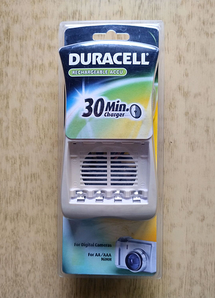 Мережевий зарядний пристрій duracell cef90