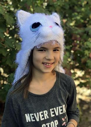 Шапка-ушанка кошечка женская белая