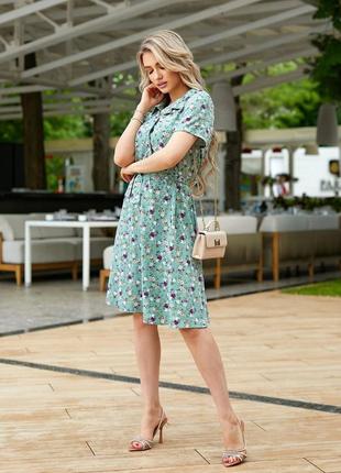 Платье рубашка с поясом средней длины однотонное в цветочек с короткими рукавами а силуэта зелёное фиолетовое розовое белое мятное чёрное синее