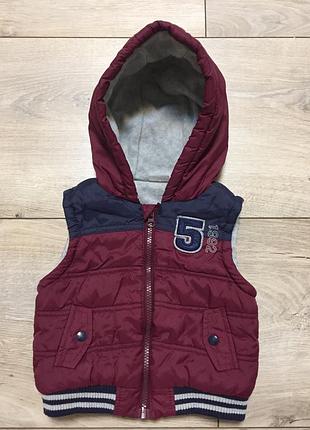 Жилетка на флисе 1,5-2 года