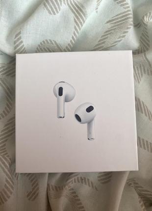 Беспроводные наушники airpods 39 фото