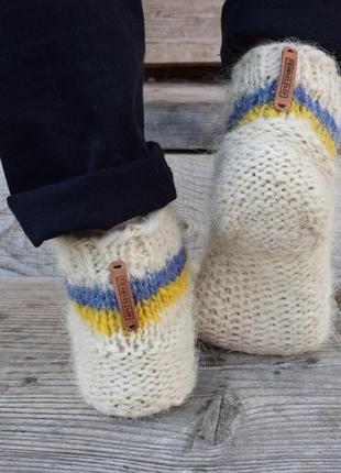 Вовняні шкарпетки з синьо-жовтим орнаментом4 фото