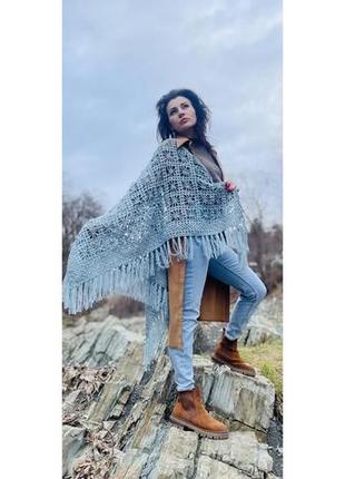 An openwork crocheted  shawl5 фото