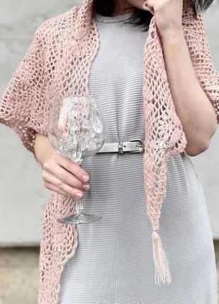 An openwork crocheted shawl9 фото