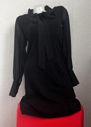 Платье платье с прозрачными рукавами