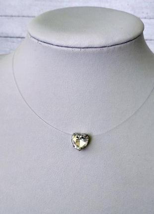 Кольє-неведимка