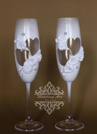 Весільні келихи серця