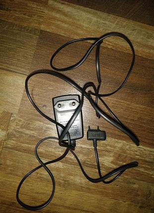 Зарядний sony ericsson