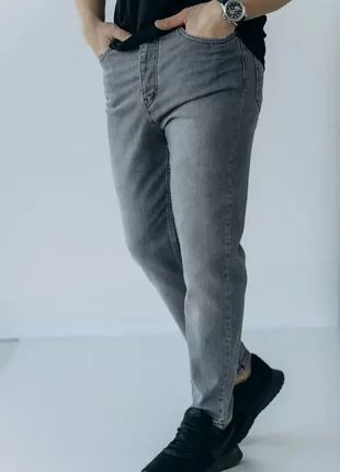 Джинсы мужские