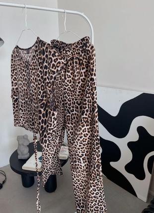Костюм двойка зебра леопард спортивный комплект укороченная футболка широкие брюки штаны палаццо на резинке черный белый коричневый бежевый7 фото