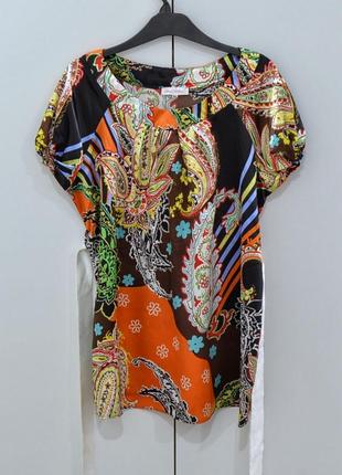 Жіноча блузка на короткий рукав в ідеальному стані