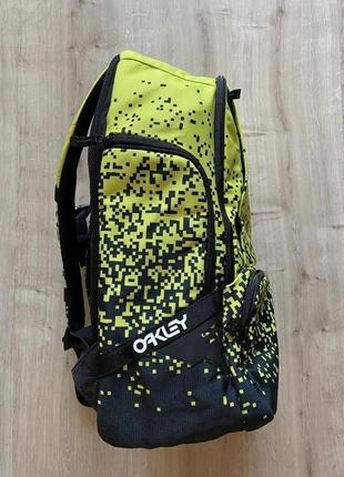 Рюкзак oakley street organizing backpack 22l2 фото