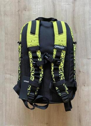 Рюкзак oakley street organizing backpack 22l3 фото