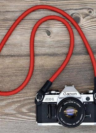 Стильный плечевой шейный ремень - веревка (универсальный) для всех марок фотоаппаратов (красный)