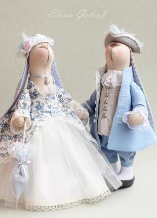 Пара зайчиків "королівські придворні"