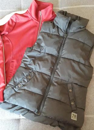 Очень удобная жилетка