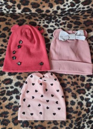 Набор весенних шапок для девочки 3-5роков.