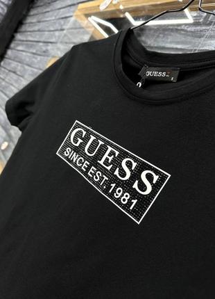 Женская футболка guess4 фото