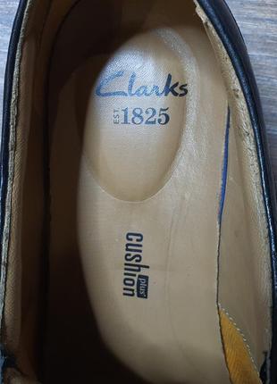 Шкіряні туфлі clarks8 фото