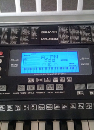 Синтезатор клавішний bravis kb-930.